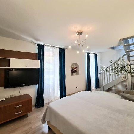 Happy House Apartment Brasov Luaran gambar