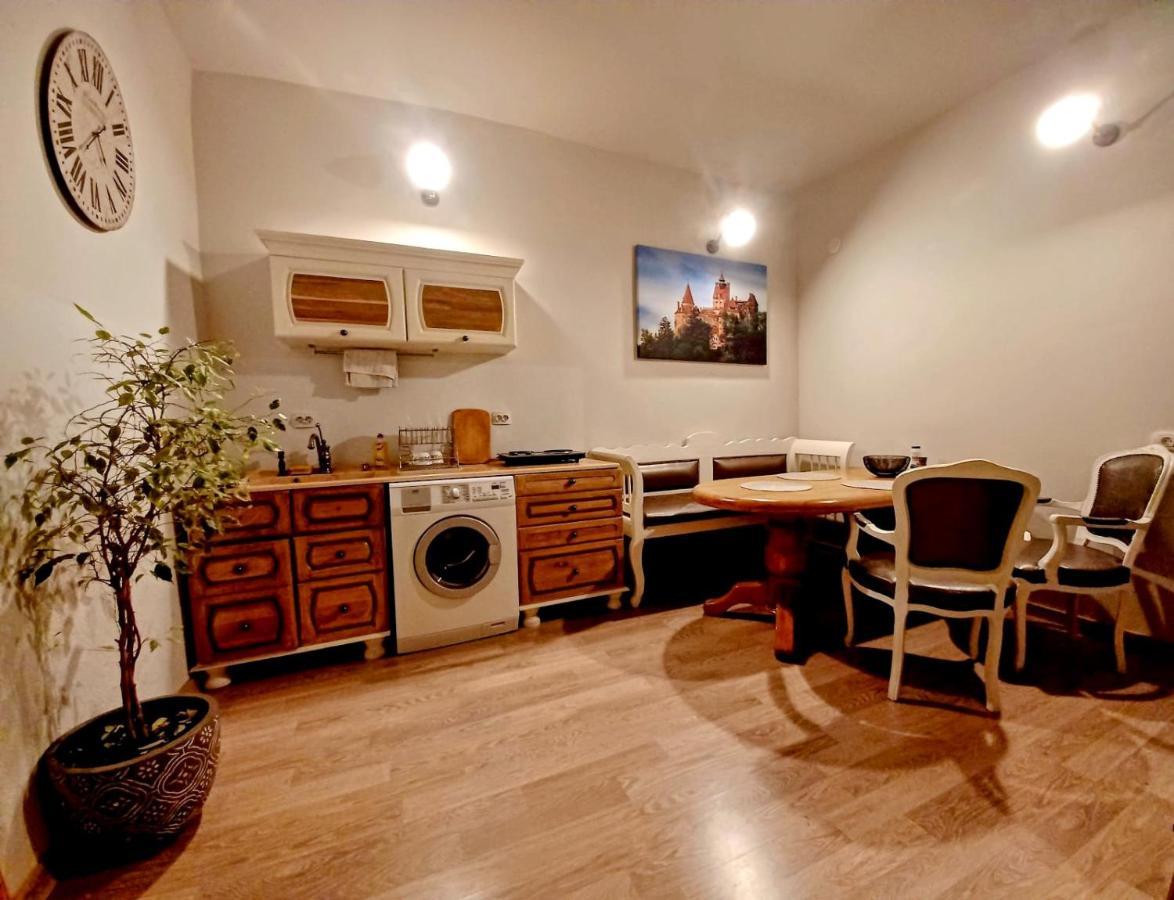 Happy House Apartment Brasov Luaran gambar