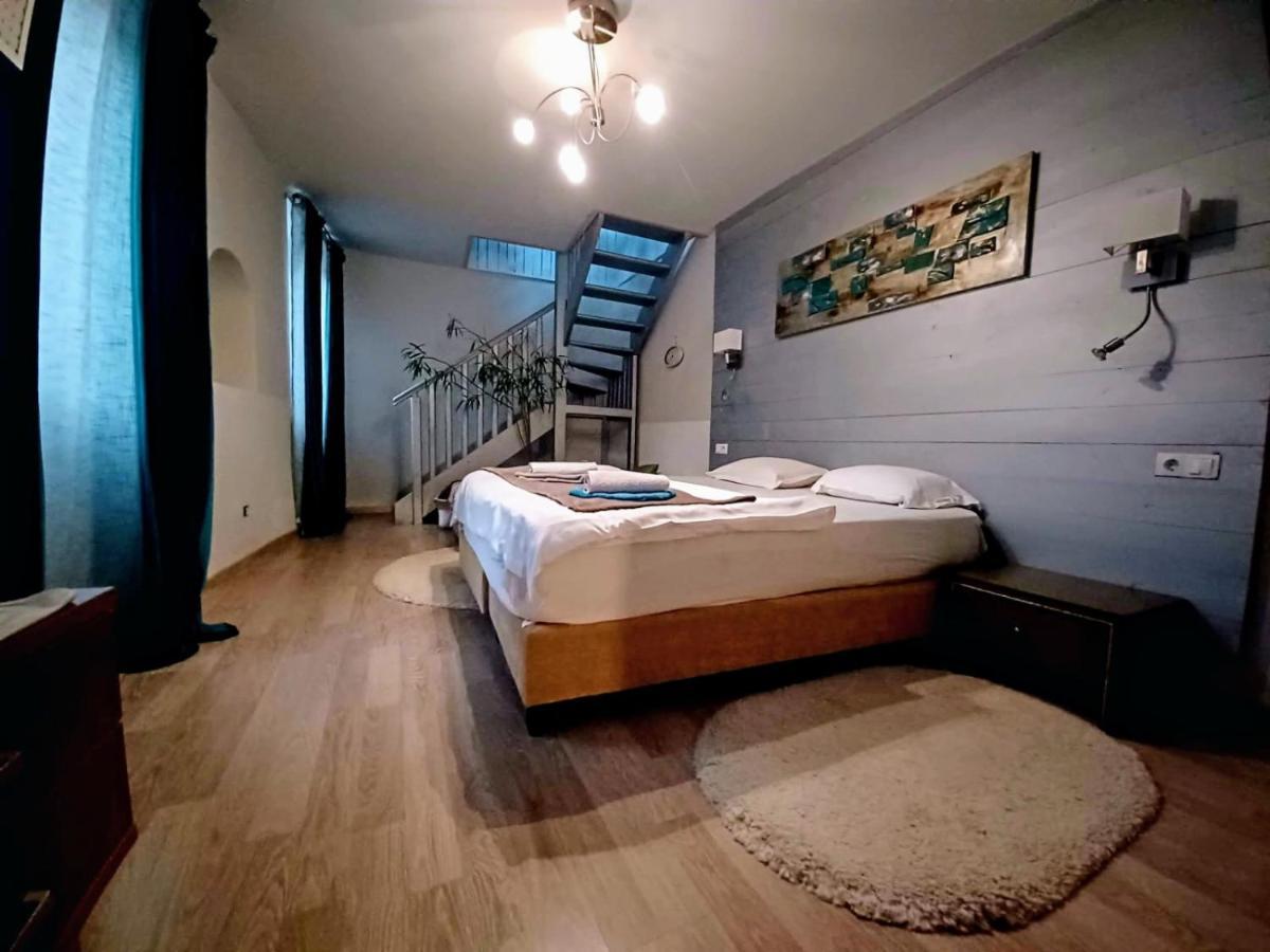 Happy House Apartment Brasov Luaran gambar