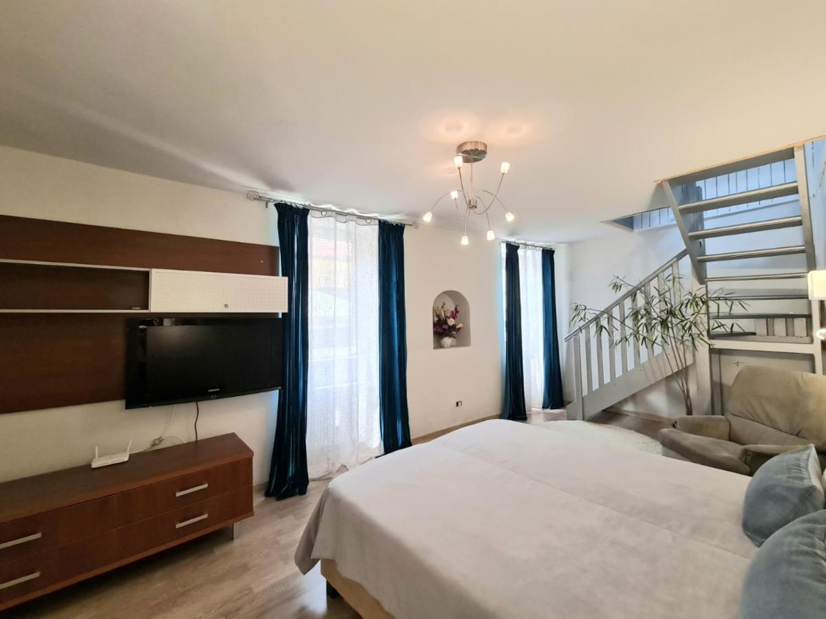 Happy House Apartment Brasov Luaran gambar