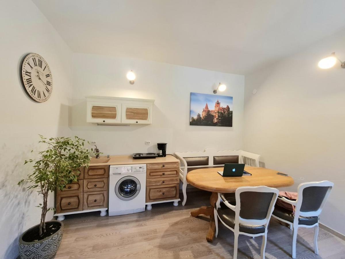 Happy House Apartment Brasov Luaran gambar