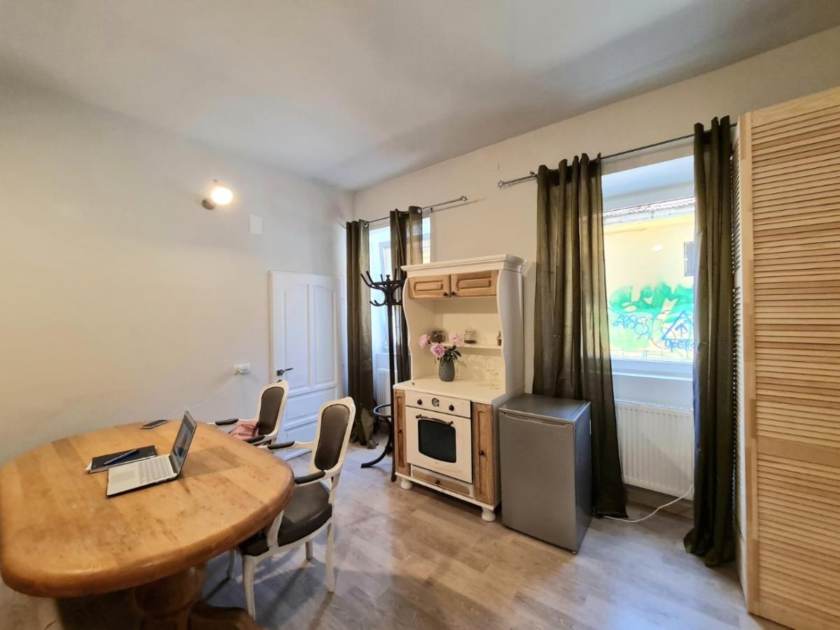Happy House Apartment Brasov Luaran gambar